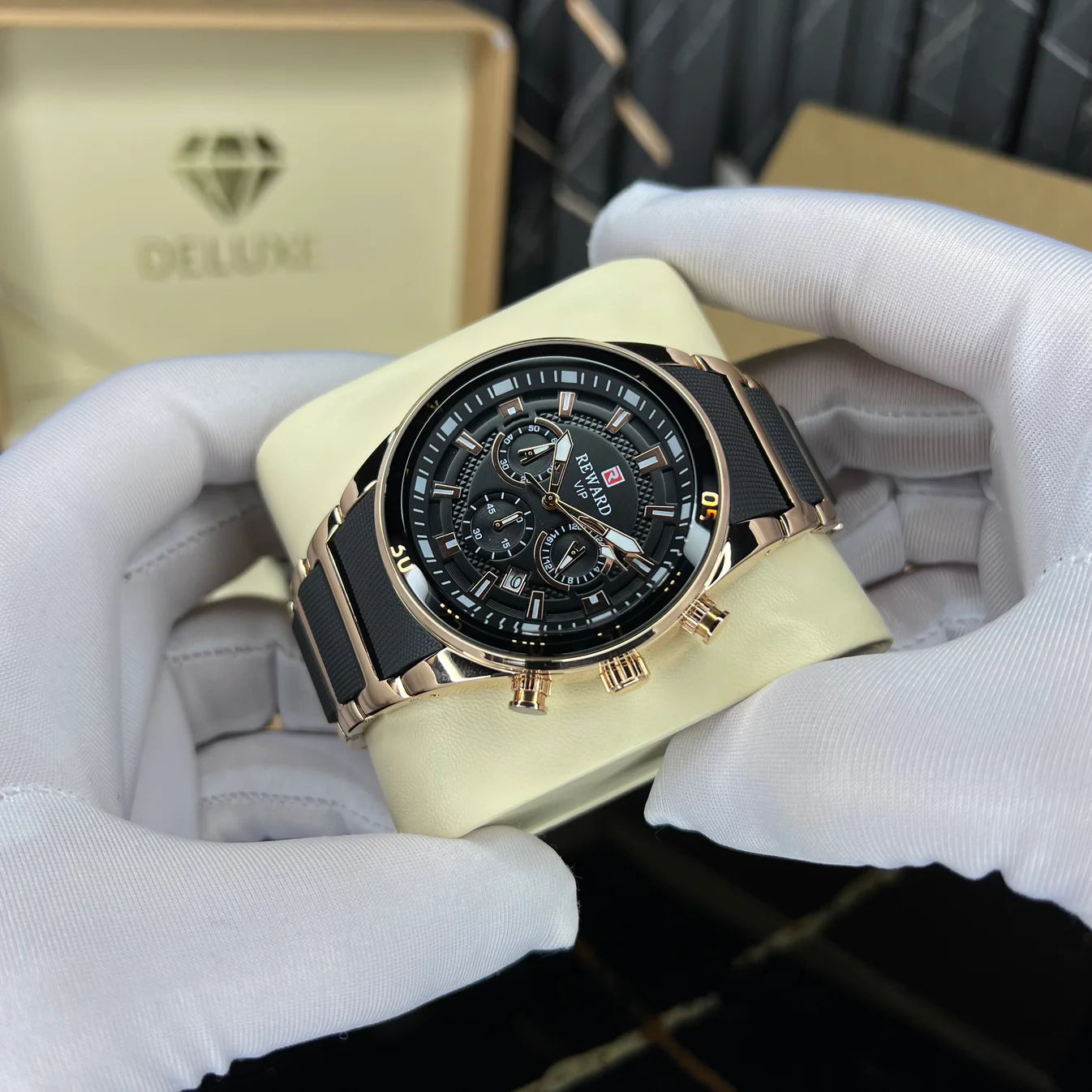 RELOJ REWARD VIP CRONÓGRAFO ACERO ORO-NEGRO/ ORIGINAL
